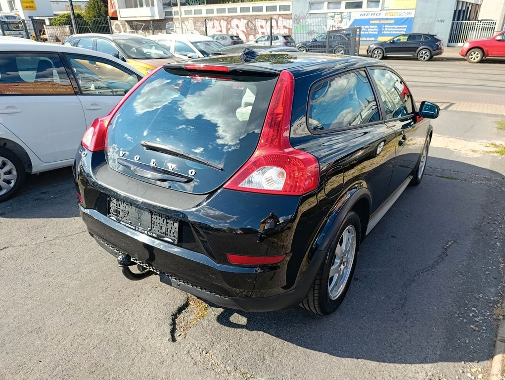 Volvo C30 D2 Kinetic*NAVI*PDC*KLIMAA*MFL*TEMP*USB*ISOF