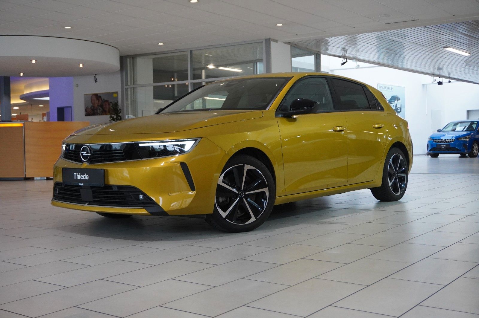 Fahrzeugabbildung Opel Astra L Lim. 1.6 HYBRID EDIT. NAVI/SPORT/KAMERA