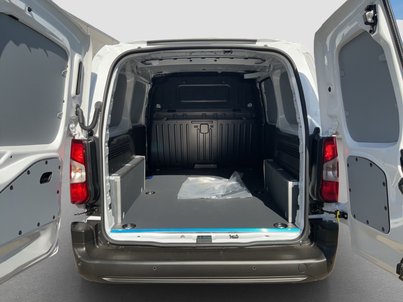 Fahrzeugabbildung Fiat Doblo L2 10 Zoll Radio Kamera