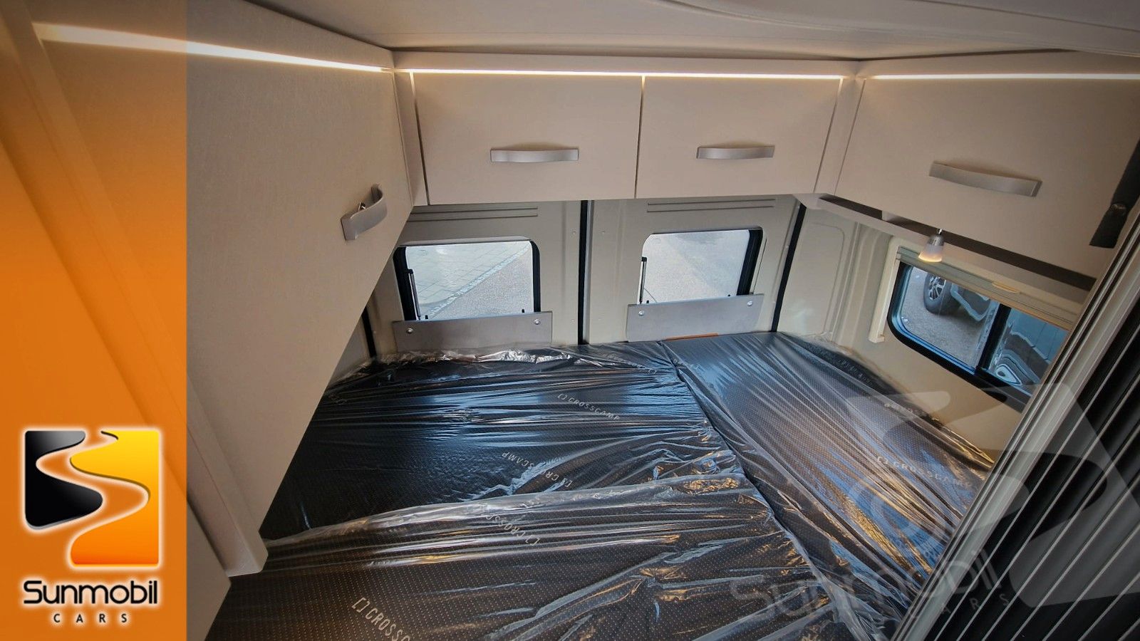 Fahrzeugabbildung Crosscamp Camper Van 540 Opel Rahmenfenster