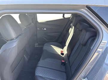 Peugeot 2008 - 8