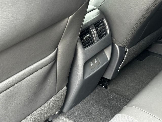 Fahrzeugabbildung Nissan Qashqai 1.3 DIG-T 6MT N-Connecta WP*KP*AFA*MJ25