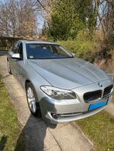 BMW 528i, 2013 unfallfrei,109350 Km Voll Ausstattung - BMW: V10