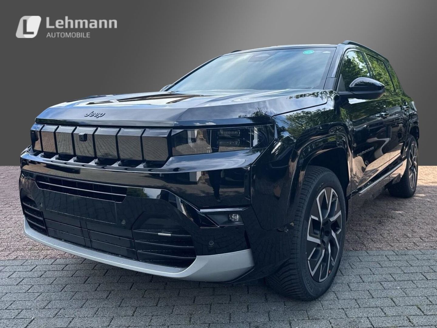 Fahrzeugabbildung Jeep Compass NEW MY26-Summit Plug-In-Hybrid -Voll-Pan