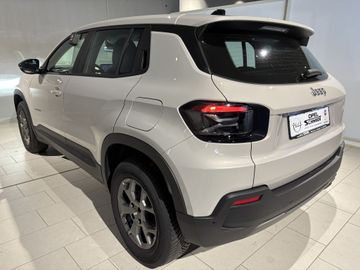 Fotografie des Jeep Avenger 1.2 GSE T3 GDI Longitude