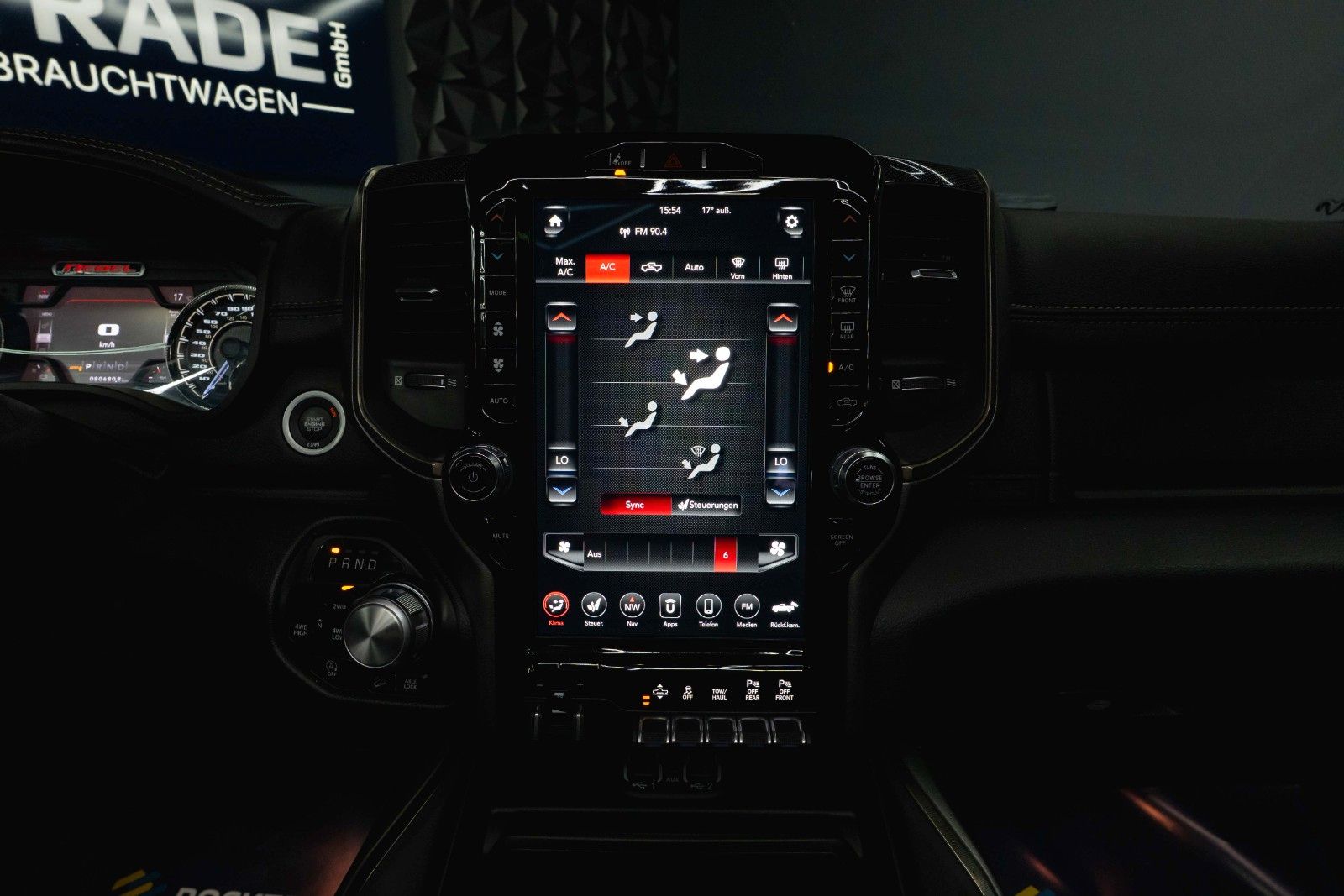 Fahrzeugabbildung Dodge RAM 5.7 V8 HEMI 4x4 REBEL AXLE LOCK LPG Pano ACC