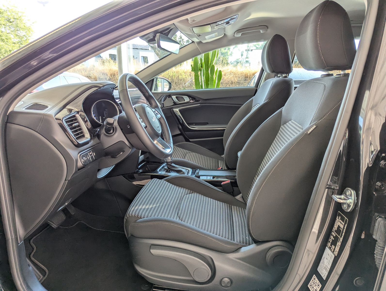 Fahrzeugabbildung Kia cee'd Sportswagon 1.5 Ultim Style-Pak JBL ACC 7J