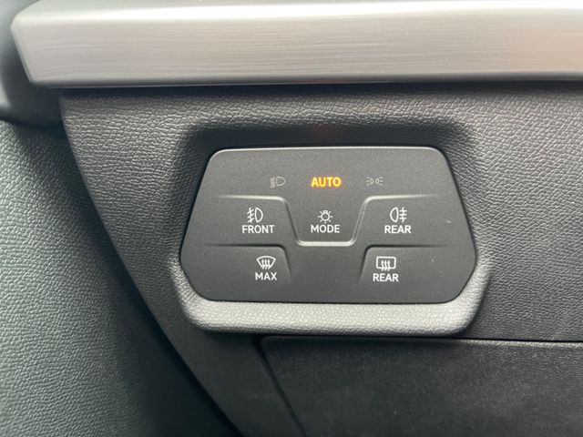 Leon Sportstourer FR*NAVI/Voll LED/UPE36.160€