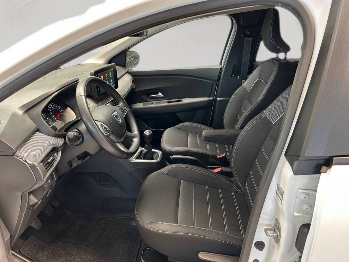 Fahrzeugabbildung Dacia Jogger Comfort TCe 100 ECO-G