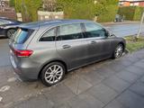 Mercedes-Benz B 250 DCT - - Mercedes-Benz B 250 von privat