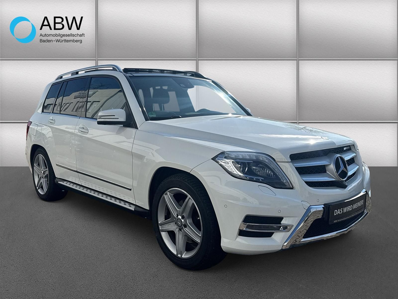 Fahrzeugabbildung Mercedes-Benz GLK 220 CDI BlueEfficiency 4Matic AMG PANO