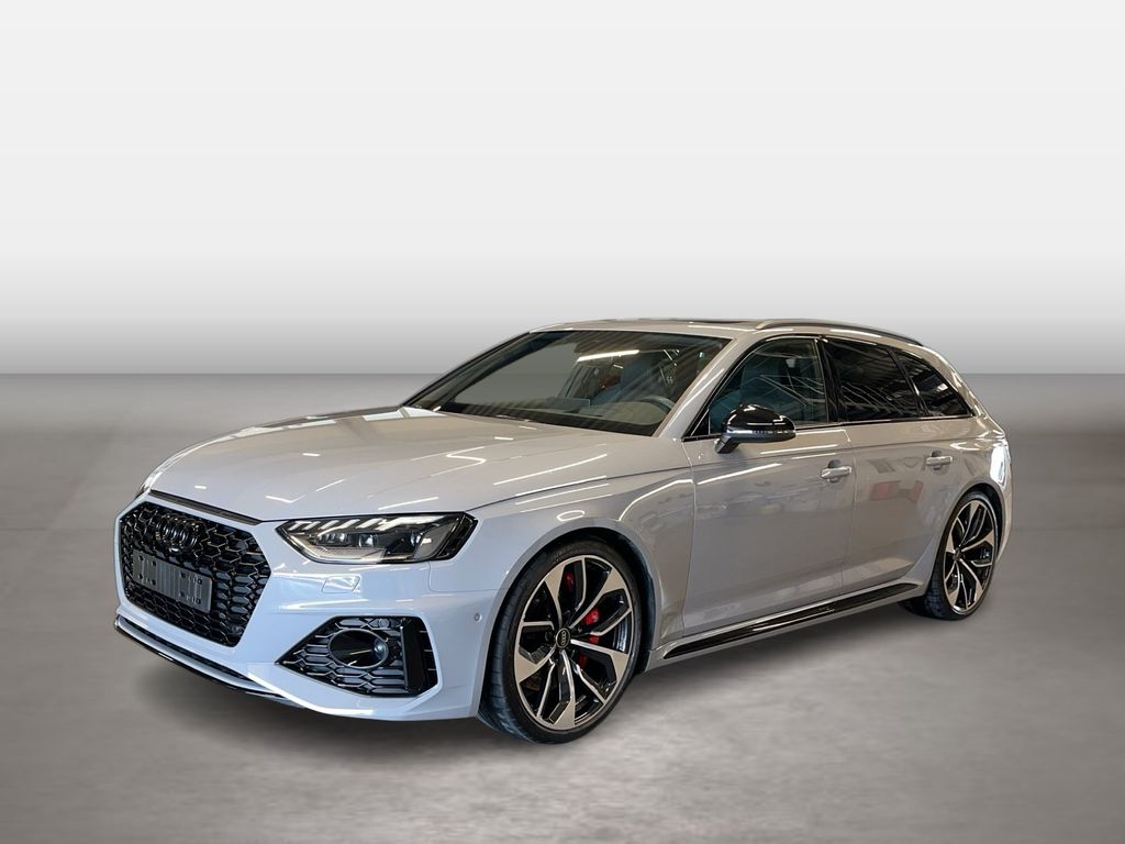 Audi RS 4 Avant 360 4xSHZ ACC AUT Akustikglas HUD LED