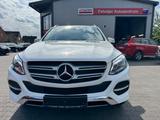 Mercedes-Benz GLE 350 d 4Matic AHK NAVI LEDER SCHIEBE LED TOP - Mercedes-Benz GLE 350 mit Diesel-Antrieb: Geländewagen