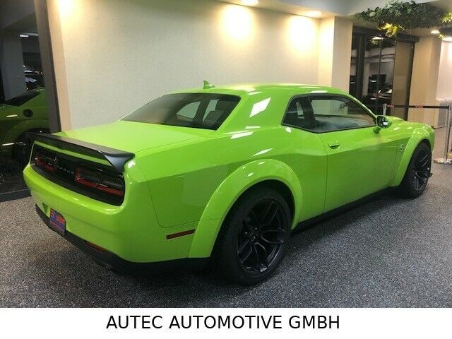 Fahrzeugabbildung Dodge CHALLENGER HELLCAT  WIDEBODY-LAGUNA-KLAPPE