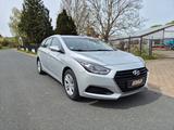 Hyundai i40 1.6 GDI blue* TÜV Neu* Euro 6* LED* USB* AUX - silberne Hyundai i40