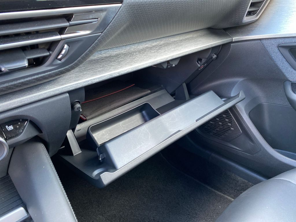 Fahrzeugabbildung Citroën C5 X 130 Automatik FEEL PACK *ACC*Navi*19Zoll*