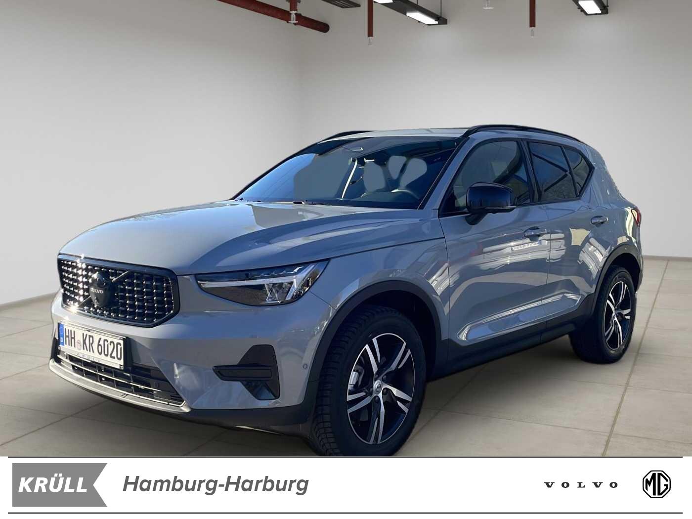 Volvo XC40 B3 2WD Plus Black Edition  ACC/ PANO/ 360°