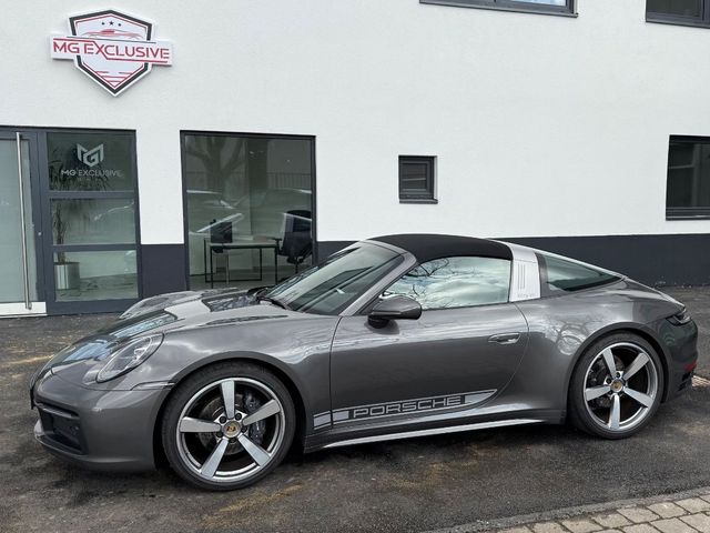 Porsche 992 Targa 4 Sportchrono-Matrix-Approved