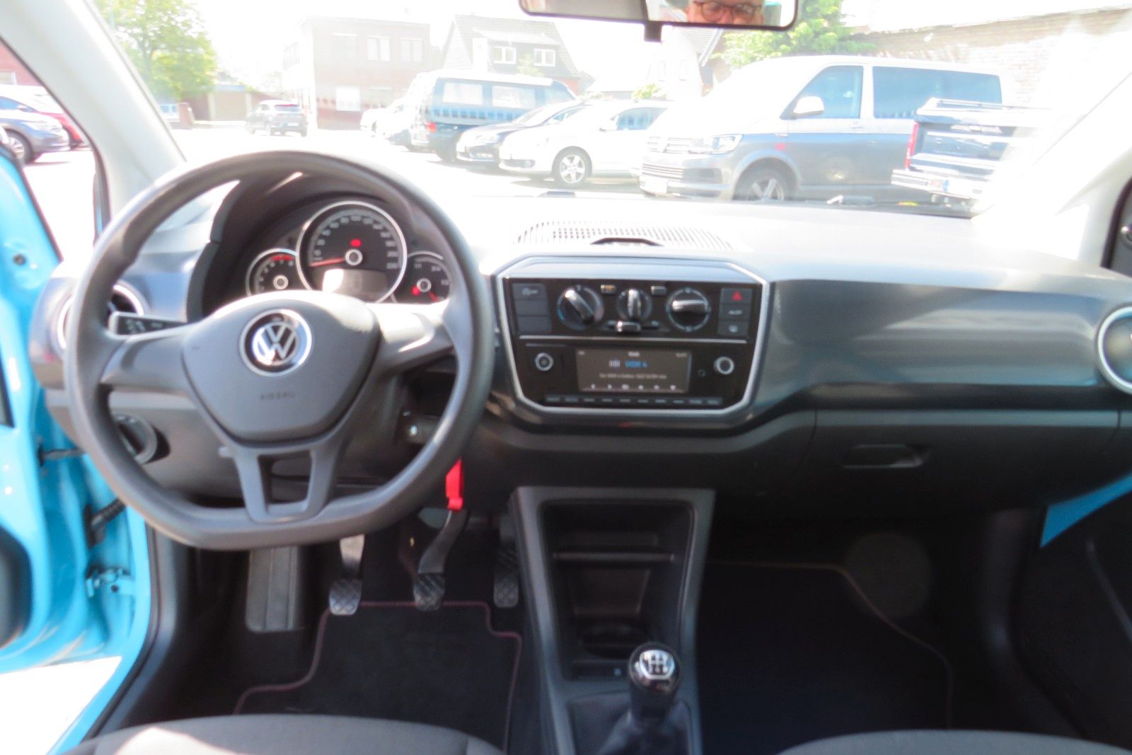 Fahrzeugabbildung Volkswagen up! 4T GJ KLIMA SPURHALTE DAB SCHECKHEFT