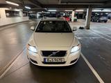 Volvo V50 D5 - erster Hand Service Heft tüv 2 Jahre  - Volvo V50 mit Diesel-Antrieb: Automatik
