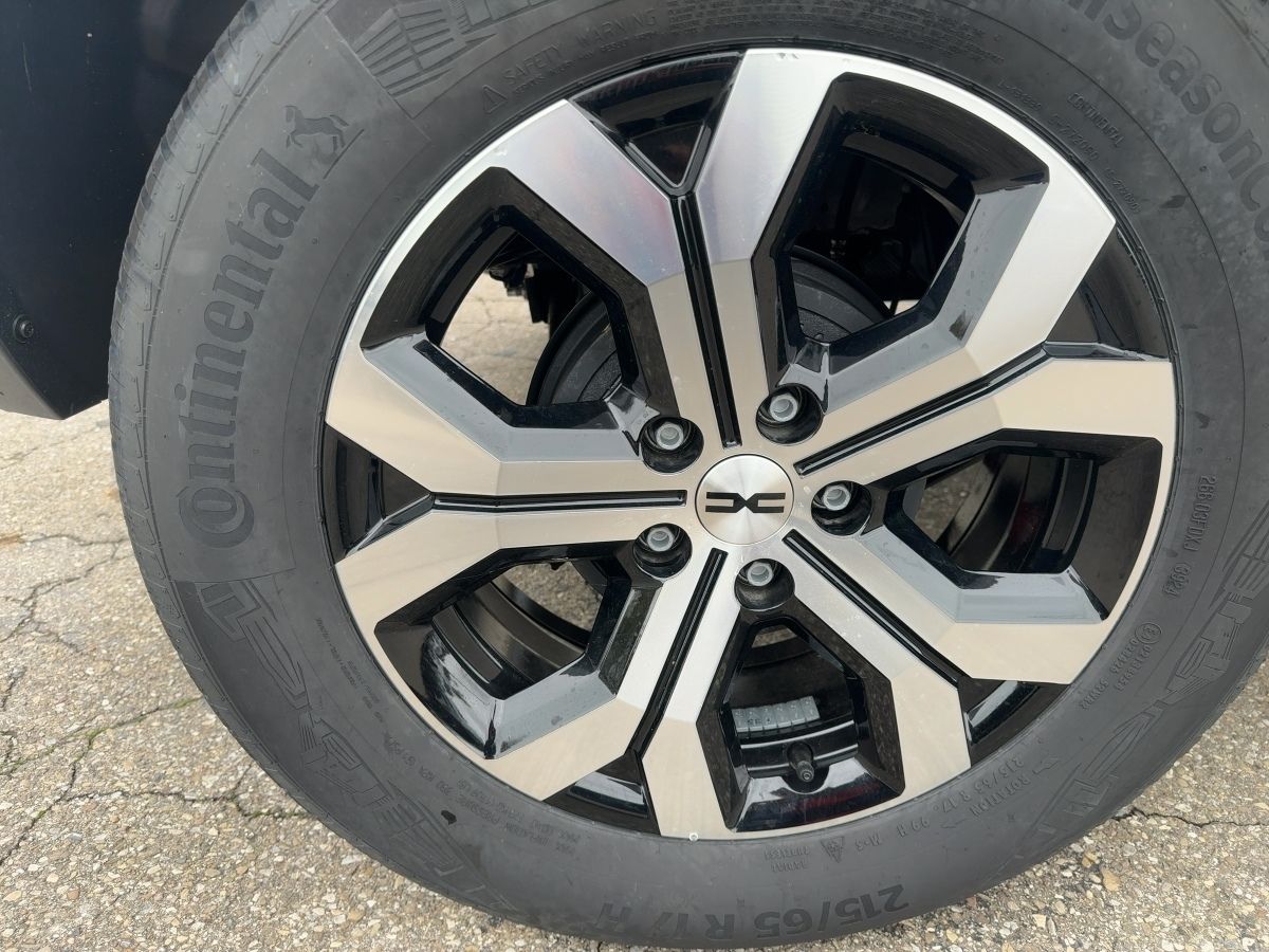 Fahrzeugabbildung Dacia Duster Expression TCe130 4x4 Winterpaket