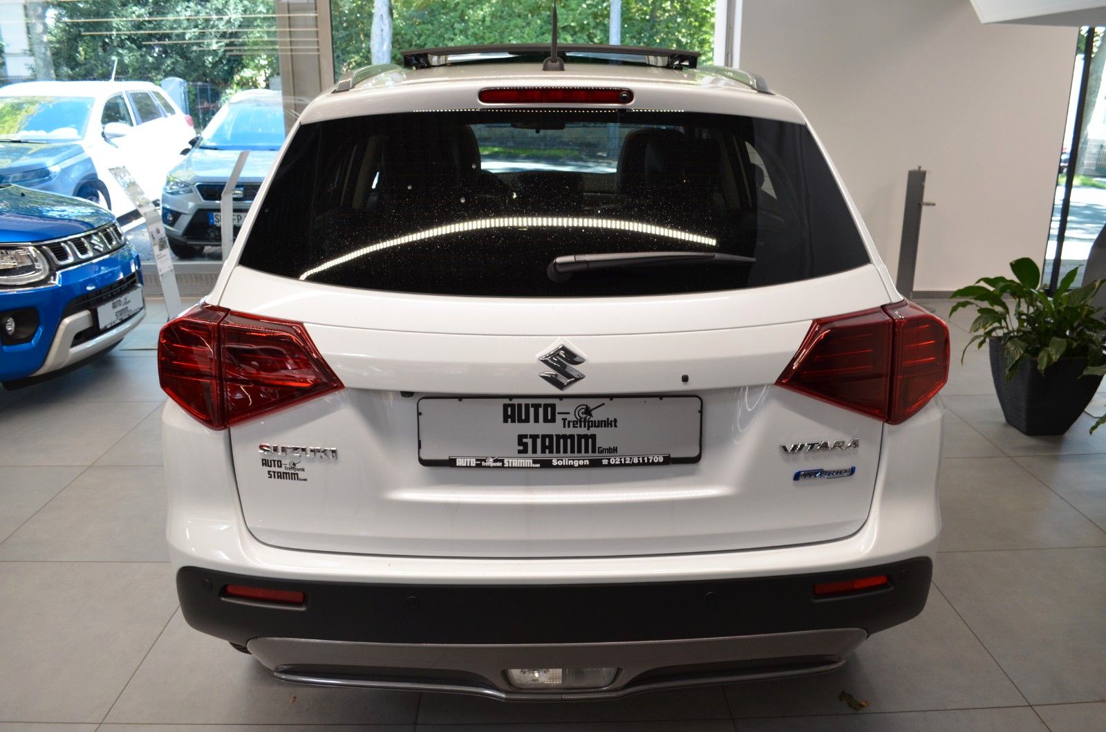 Fahrzeugabbildung Suzuki Vitara 1.4 BOOSTERJET Hybrid Com+ *Pano-Navi*