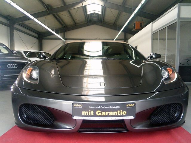 Ferrari F430 Spider F1 Bi-Xenon Daytona Sitze Carbon Nav