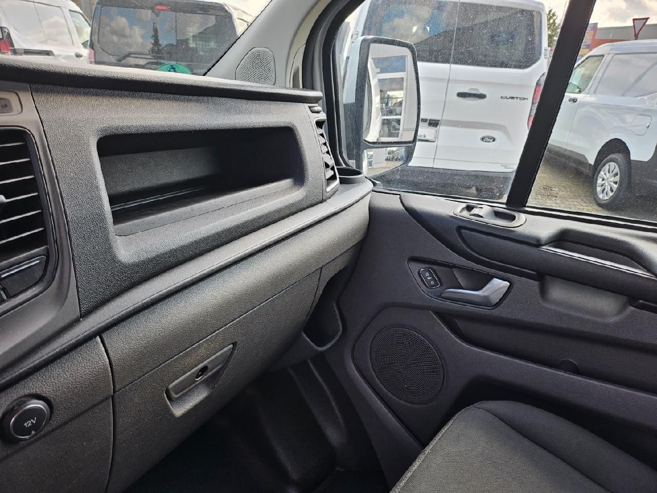 Fahrzeugabbildung Ford Transit Custom Kasten 300 L1