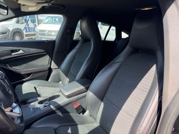 Mercedes CLA 200 Shooting Brake - 12