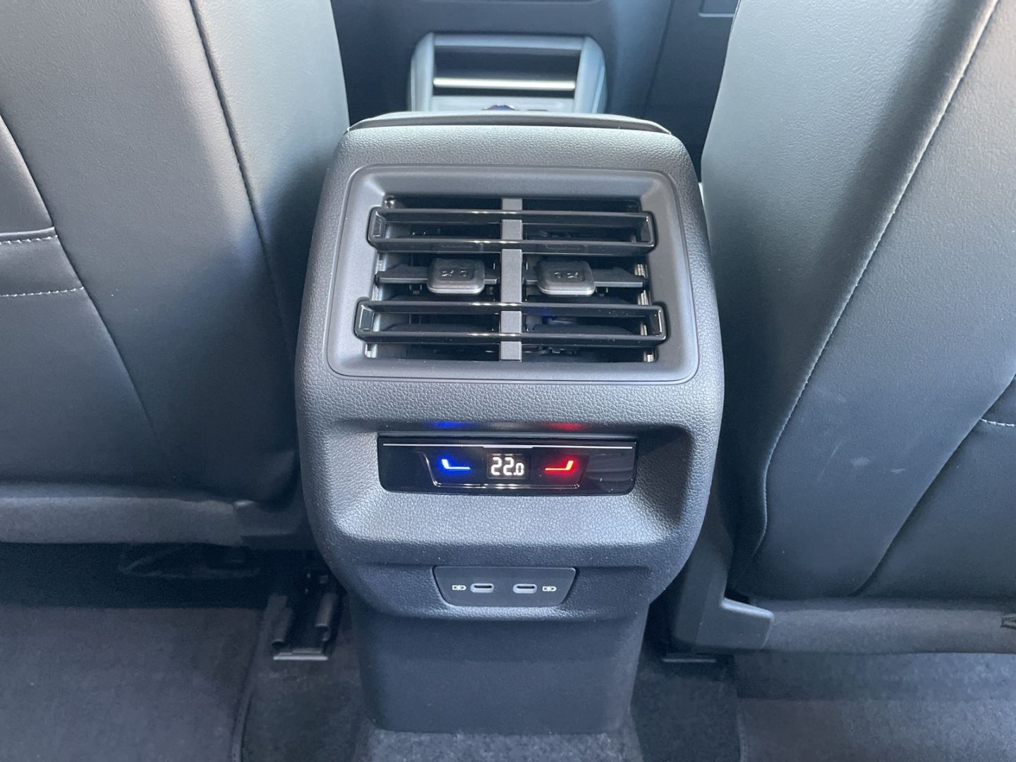 Tiguan 1.5 eTSI DSG ENERGY AHK/Navi/360°Kamera/A