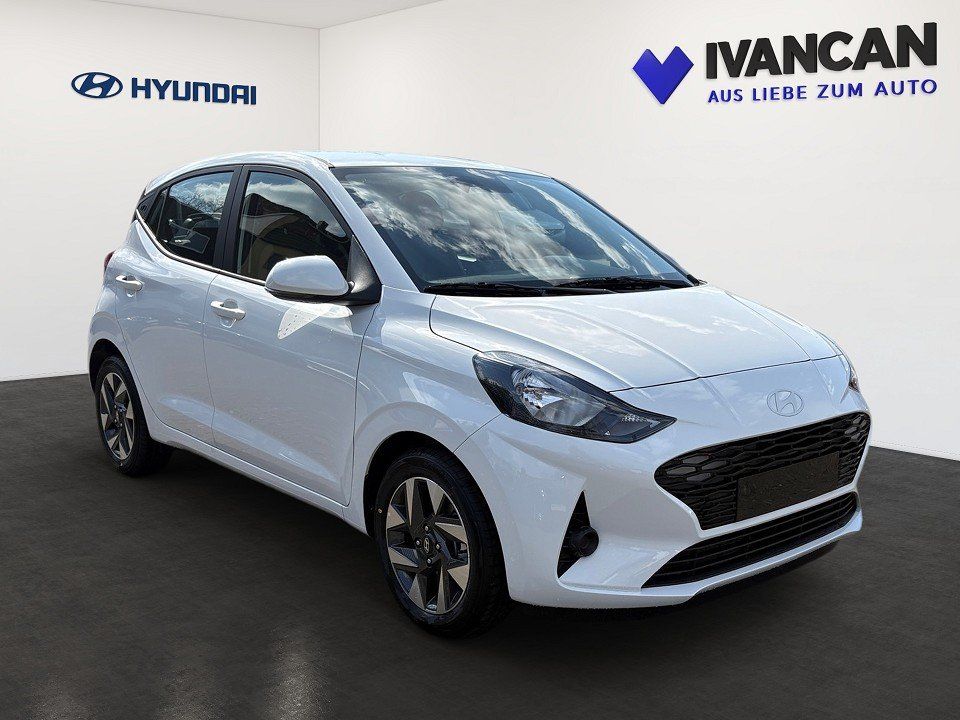 Fahrzeugabbildung Hyundai i10 1.0i 63PS Trend Komfort