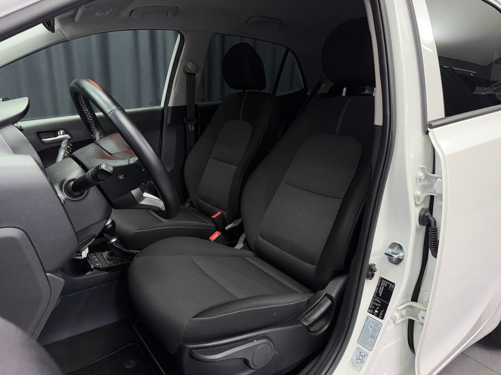 Fahrzeugabbildung Kia Picanto Dream Team|AC|RF-CAM|Carplay