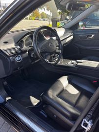 Mercedes E 250 - 8
