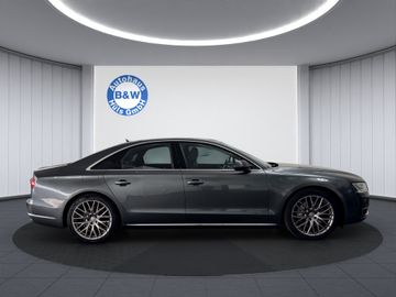 Audi A8 - 5