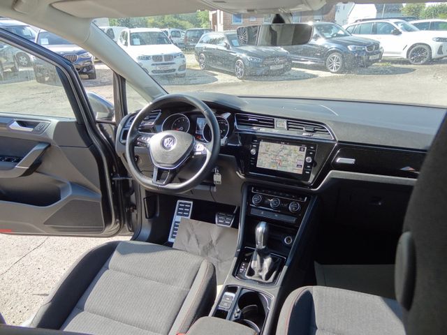 Fahrzeugabbildung Volkswagen Touran Sound/1.Hd/DSG/150PS/AHK/Navi/