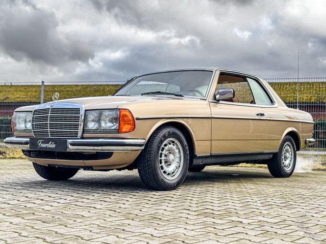 Mercedes-Benz CE 230*1-(CLASSIK-DATA)*TEMPOMAT*KLIMAAUTOMATIK*