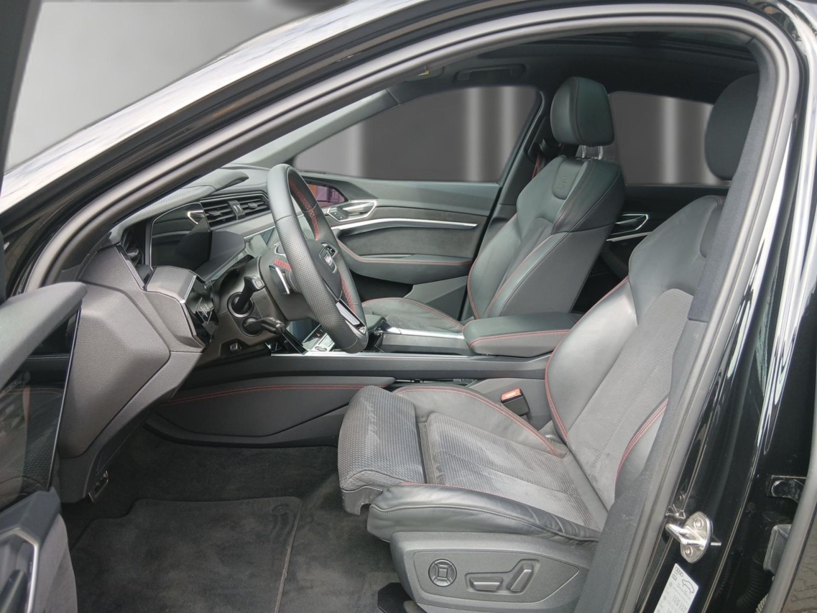 Audi Q8 e-tron - Bild 10