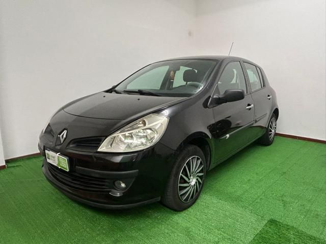 Renault RENAULT Clio 1.2 16V 5 porte Le Iene