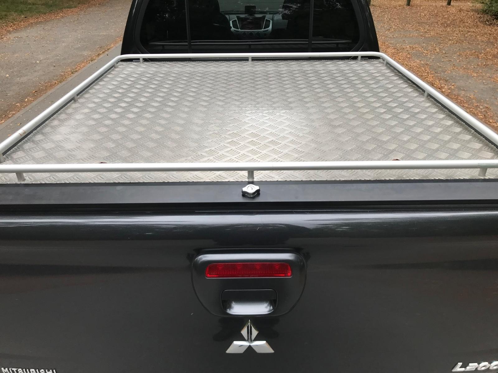 Mitsubishi L200 Intense Doppelkabine 4WD Automatik