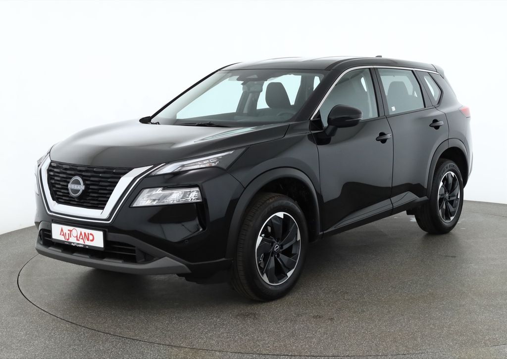 Nissan X-Trail — hlavná fotografia