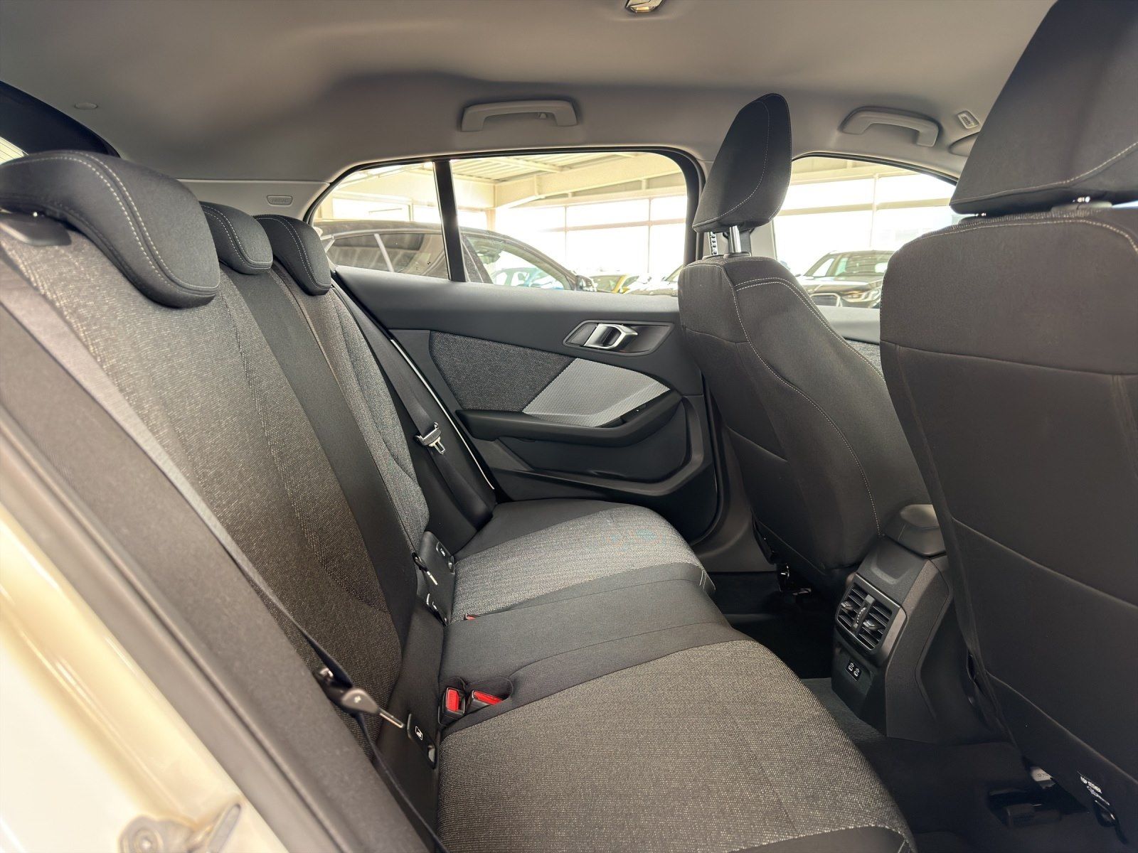 BMW 120 - Bild 19