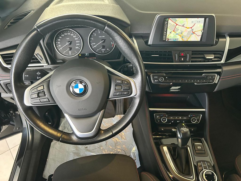 BMW 218 Active Tourer Sport Line Autom*LED*NAVI*PDC*