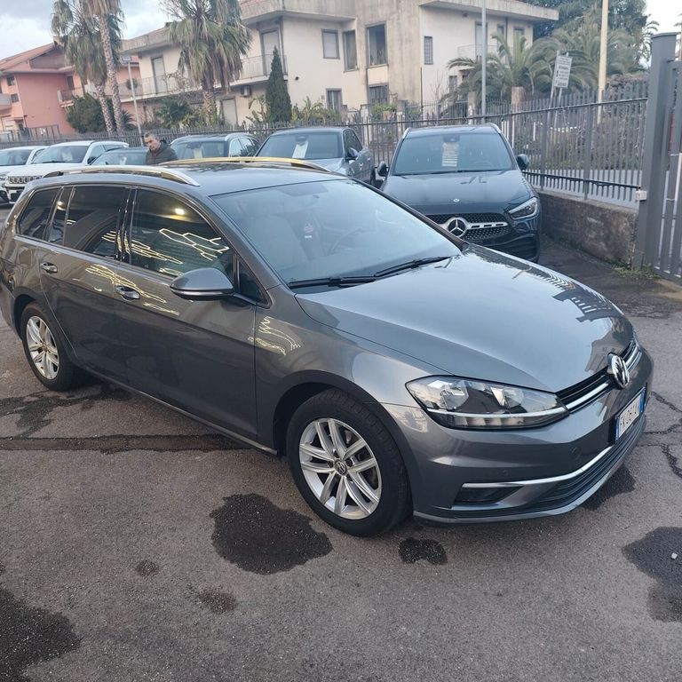 Image of Volkswagen Golf