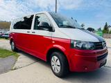 Volkswagen T5 Caravelle 2.0 extra lang,Euro5,Klima, 9Sitze - rote Volkswagen T5 Transporter