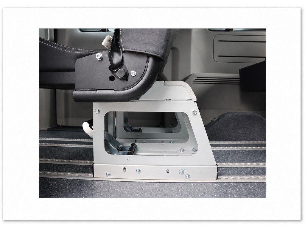 Fahrzeugabbildung Kia PV5 Passenger Sonderumbau 6Sitzer Schienensystem