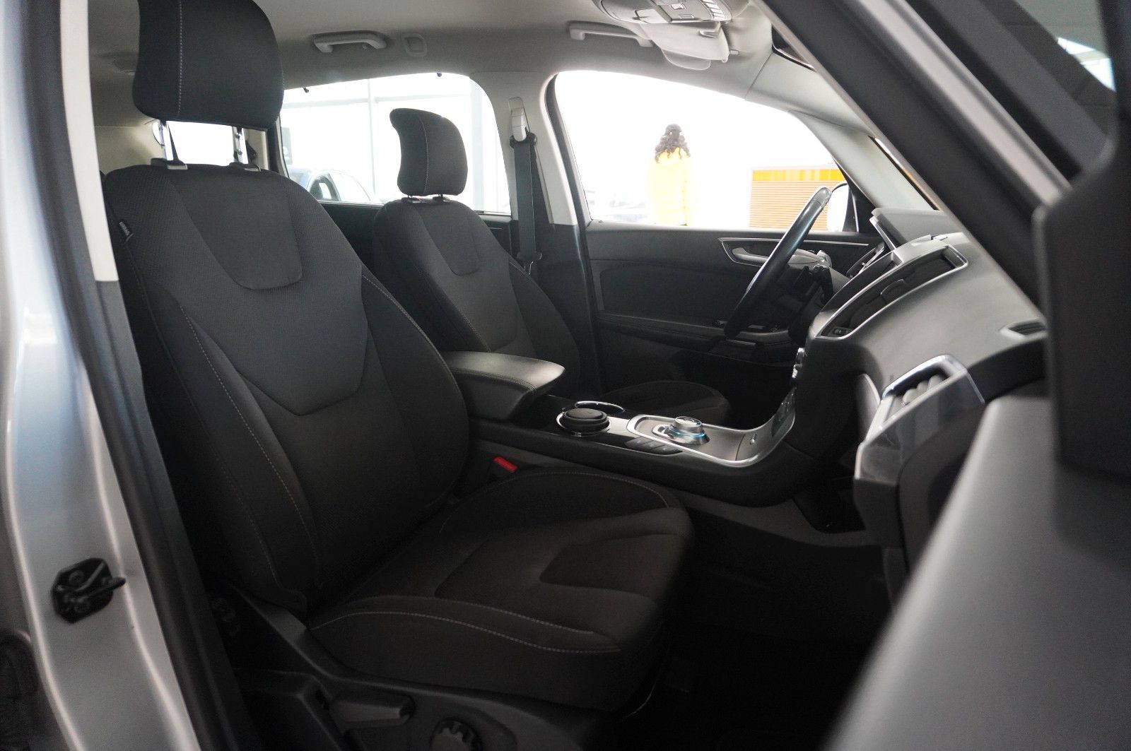Fahrzeugabbildung Ford S-Max 2.0D TITANIUM NAVI/SHZ/KAMERA/SPORT/AHK