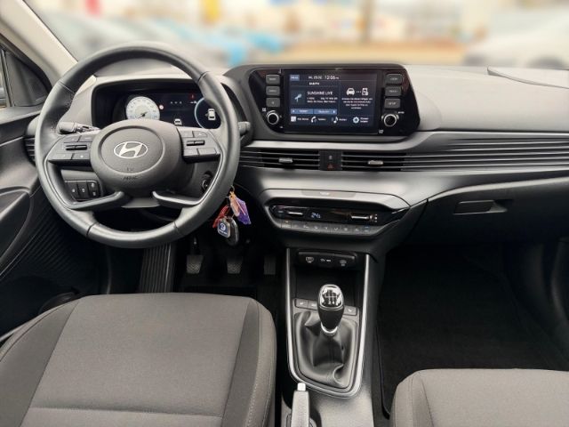 Fahrzeugabbildung Hyundai i20 Advanced 1.0 T-GDI +CARPLAY+TEMPOMAT+SHZ+RFK