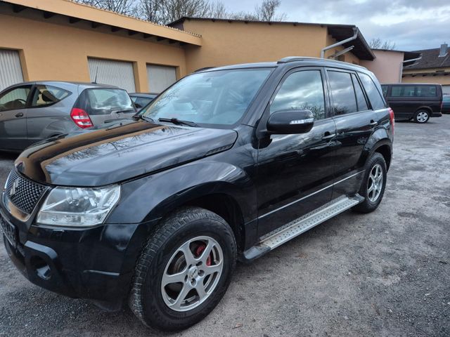 Suzuki Grand Vitara 2.4 VVT Comfort mit Dif.Sperre !!