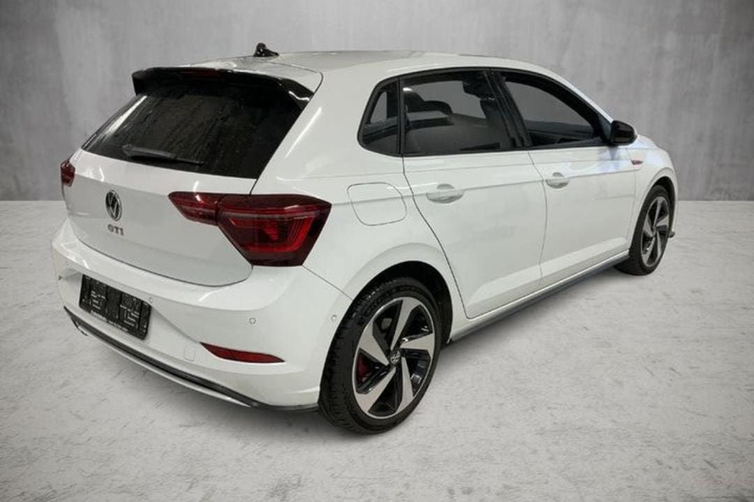 Volkswagen Polo GTI 2.0 TSI DSG Matrix Travel Side Assist S foto 3
