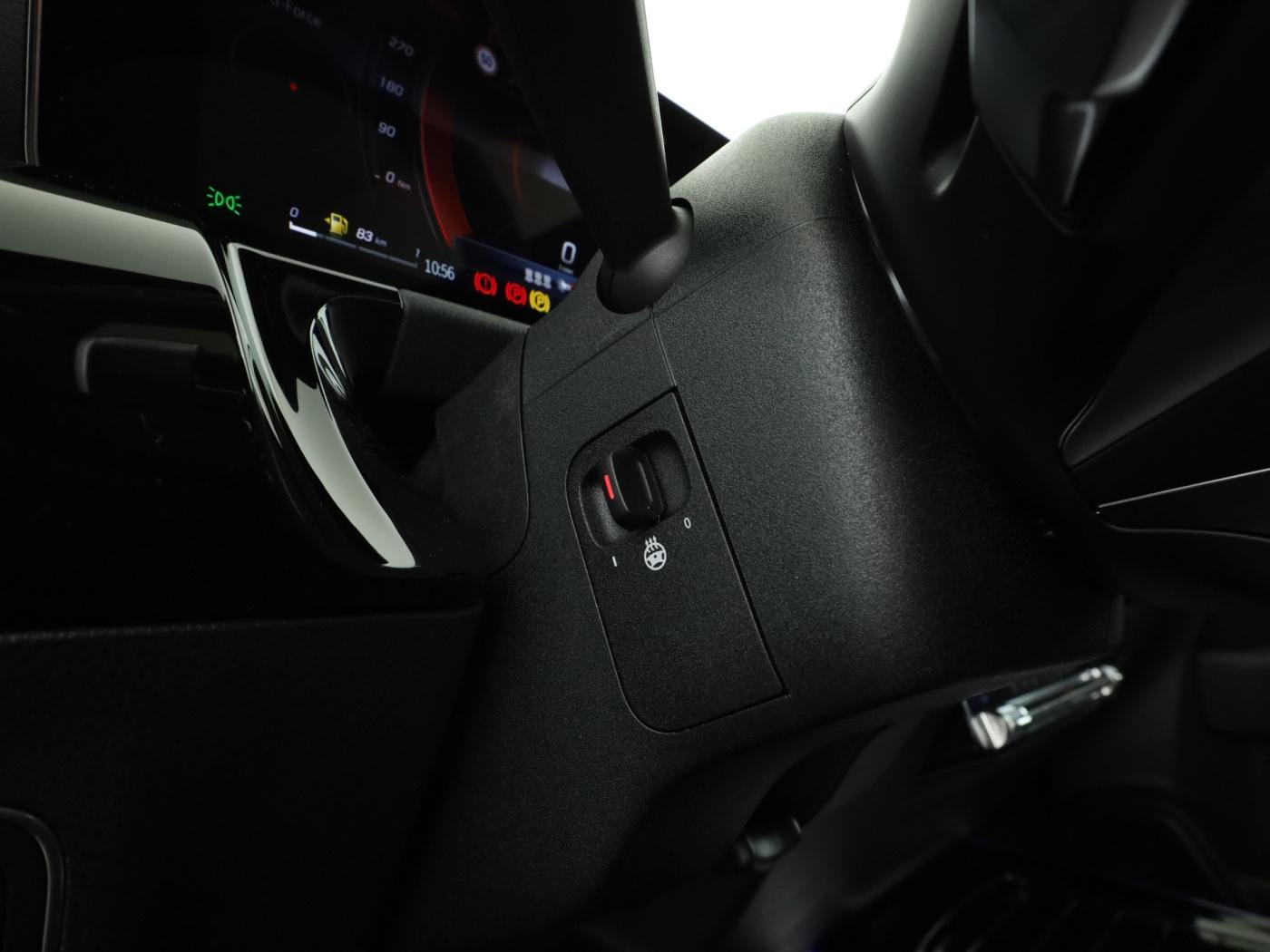 Mercedes-Benz GLA *AMG*RückKamera*Panodach*Keyless*WinterP, миниатюра 28